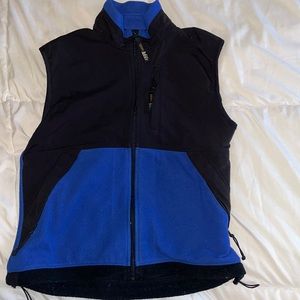 Outdoor hiking vest